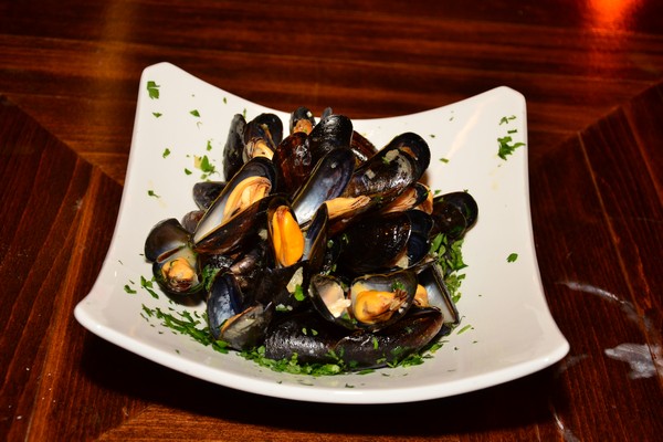 Moules Frites Night at Starlight 